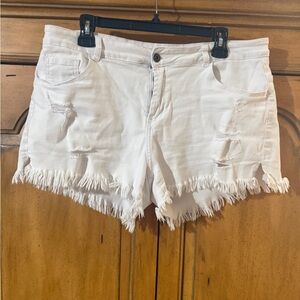 White Frayed Hem Women’s Denim Shorts-XL